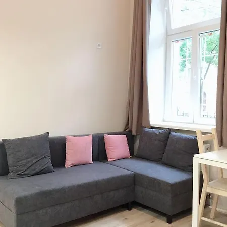 Apartament White Rose *