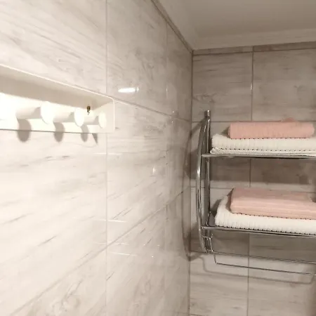 White Rose * Budapesta